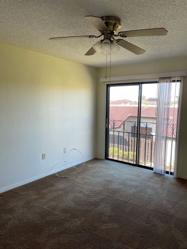 Building Photo - Limited Time Offer – Sign a lease on or be...