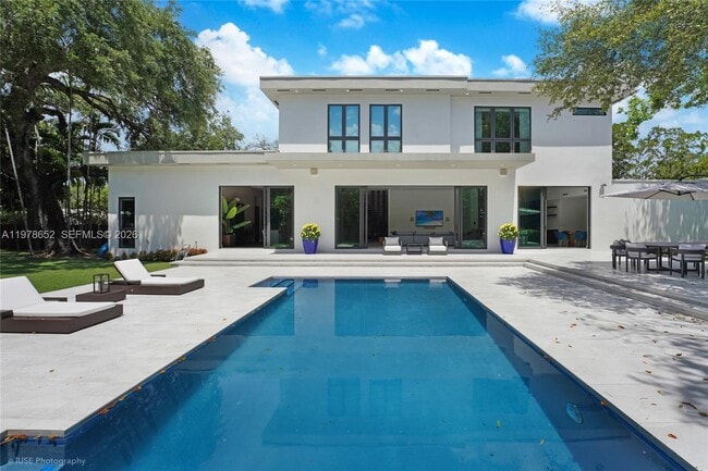 Building Photo - 56 Samana Dr