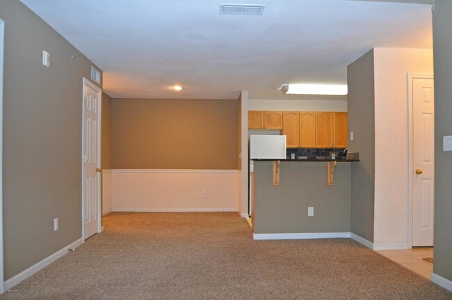 Building Photo - 31183 Paradise Commons