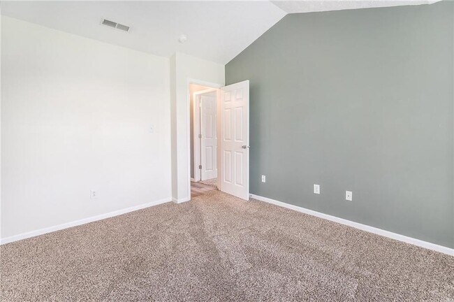 Building Photo - 474 Glenn Villa Ln