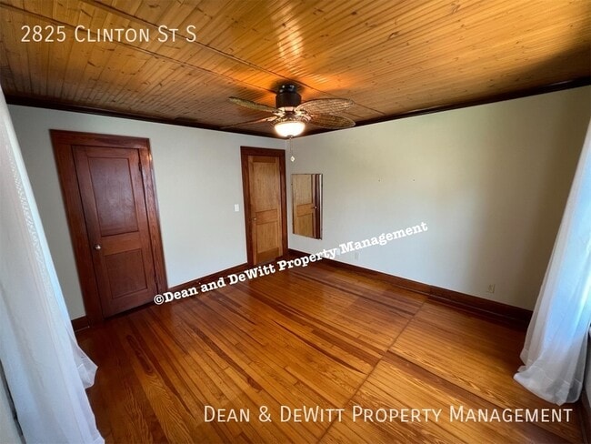Building Photo - 2825 Clinton St S