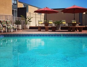 SWIMMING POOL - Summerwood Park Apartments