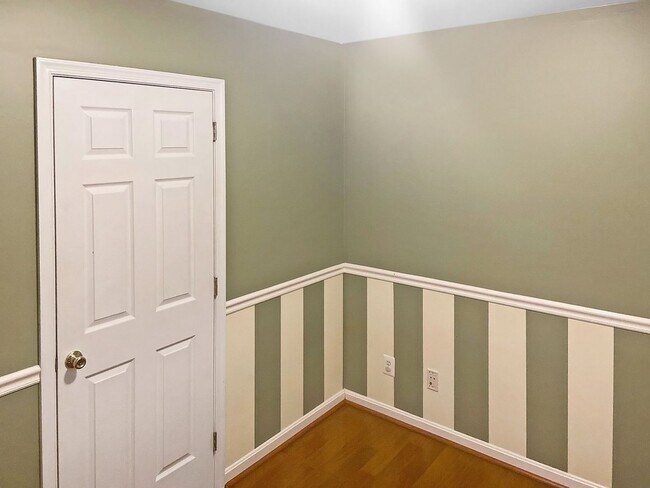 Building Photo - 3144 Holland Cliffs Rd