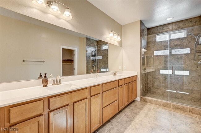 Building Photo - 4630 Summer Azure St