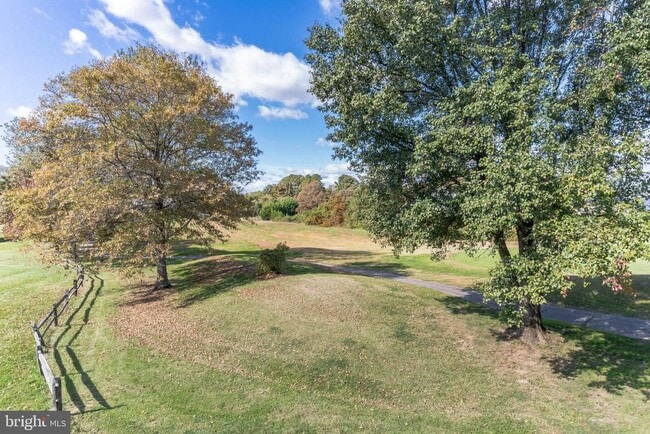 Building Photo - 1520 Long Dr Ct
