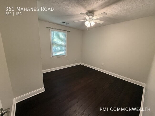 Building Photo - 361 Mahanes Rd