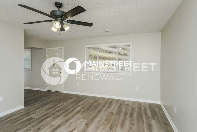 Building Photo - 4 Bedroom Pet-Friendly Home in JEFFERSONVILLE, IN with Main Street Renewal
