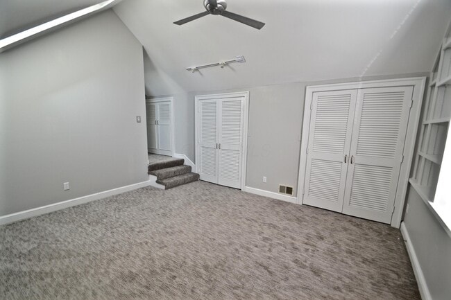 Building Photo - 258 Jackson St