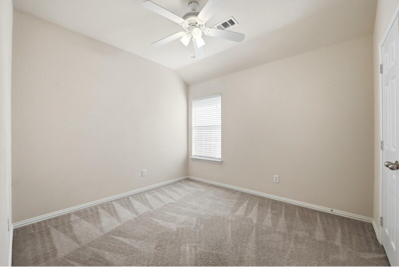 Building Photo - 10457 Bear Creek Trail