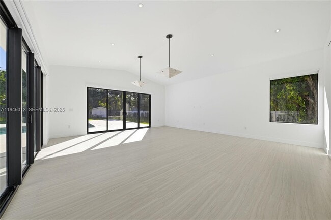 Building Photo - 8800 SW 118th St