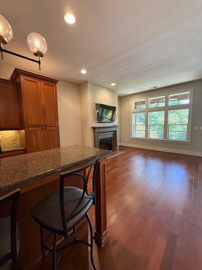 Building Photo - Stunning Contemporary townhome in Coveted Peterkort Woods, near St. Vincent's in Cedar Mill