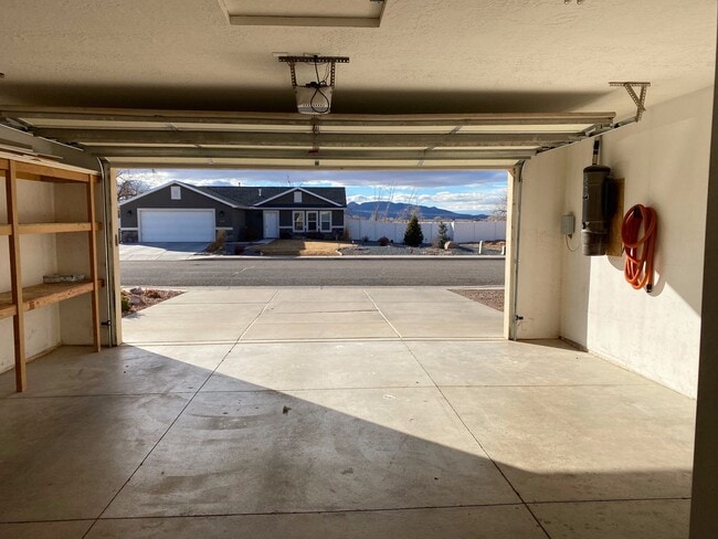 Building Photo - 1630 N 3475 W