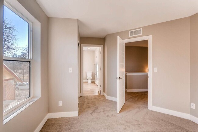 Building Photo - New Construction 3 Bedroom Home with 2 car...