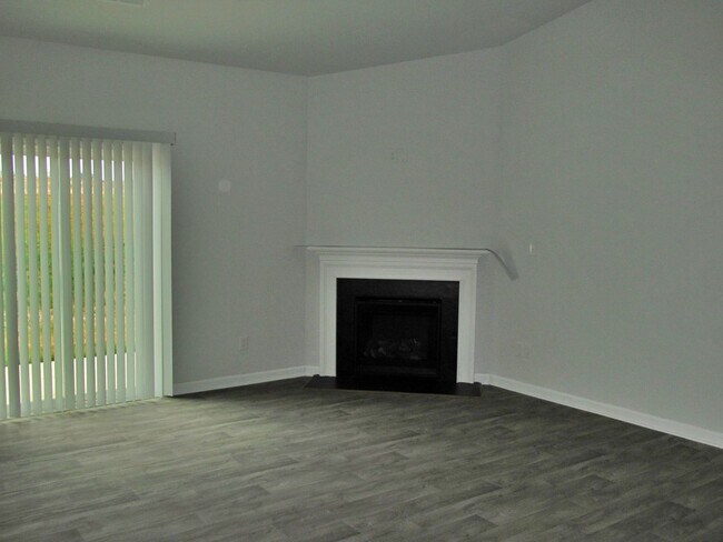Building Photo - Rural Hall Home Ready to rent.