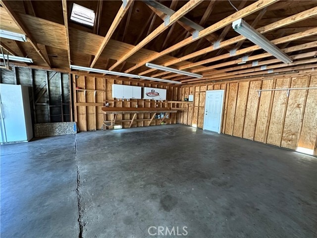 Building Photo - 4981 Lincoln Ave