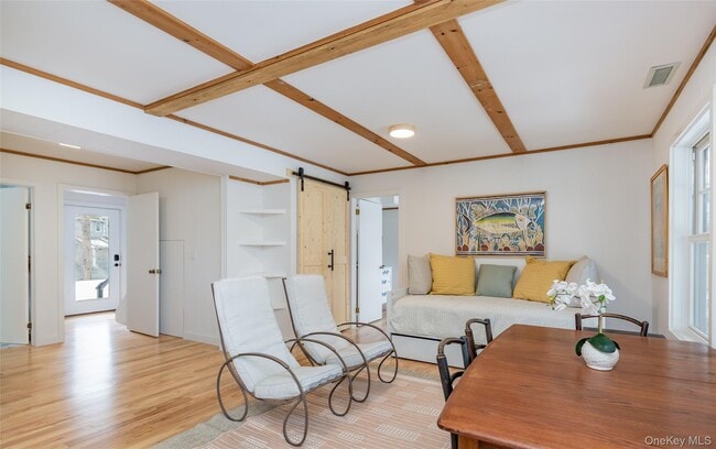 Building Photo - 9 Helens Ln