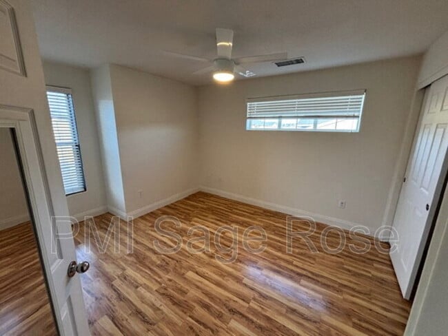 Building Photo - 3127 Sterling Ridge Cir