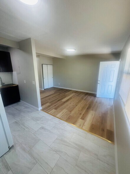 Building Photo - 4440 Friden Dr