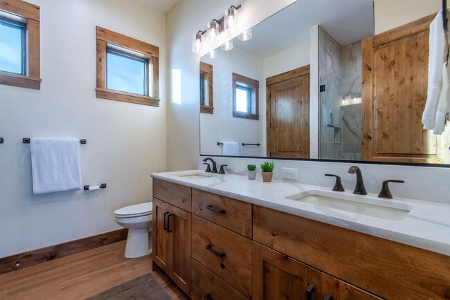 Building Photo - 339 Wild Cat Canyon Loop