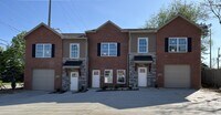 Building Photo - 508 Station Ct