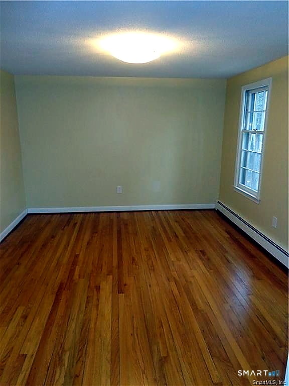Building Photo - 21 Saddle Ridge Dr