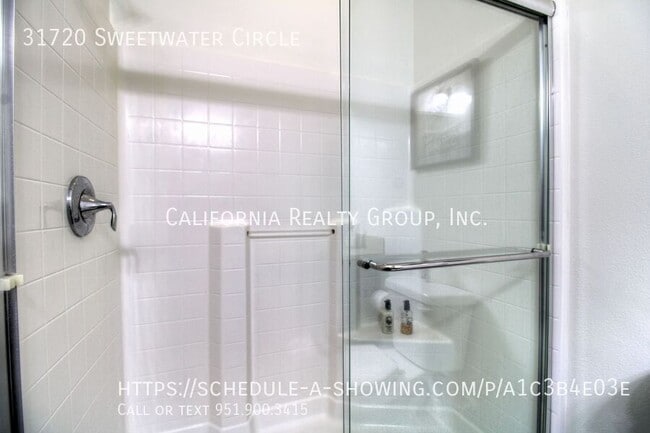 Building Photo - 31720 Sweetwater Cir