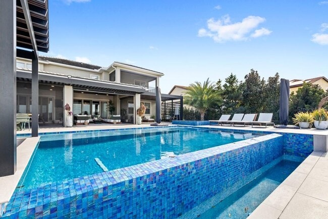 Building Photo - 15699 Panther Lake Dr