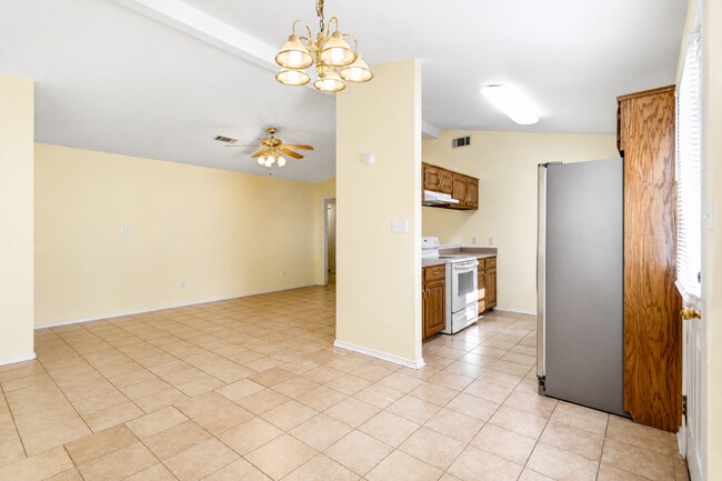 Building Photo - 134 N 49th St