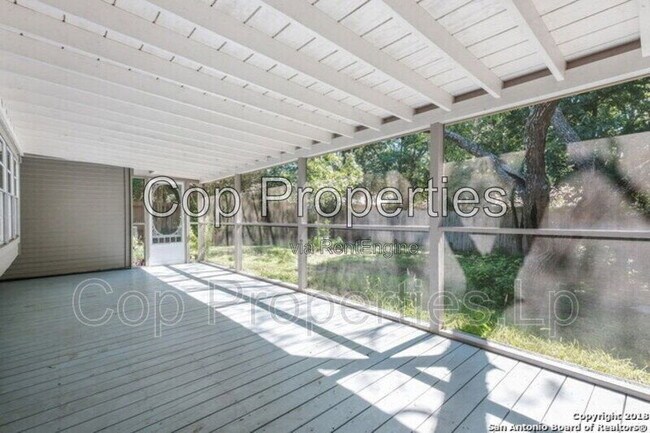 Building Photo - 6234 Welles Creek Dr