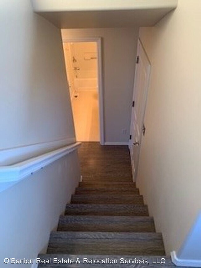 Building Photo - 2 br, 2 bath House - 6133 Spruce Meadows Loop