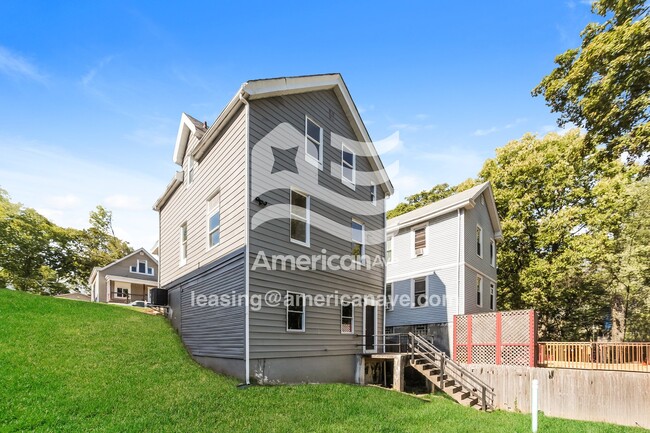 Building Photo - 1240 Sliker Ave