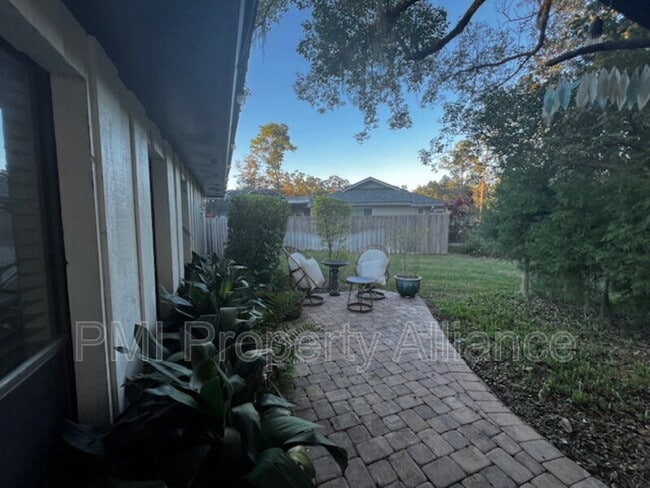 Building Photo - 4044 Tenita Dr