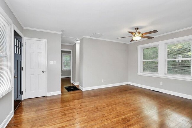 Building Photo - Charming 2BD/1BA Ranch in Druid Hills