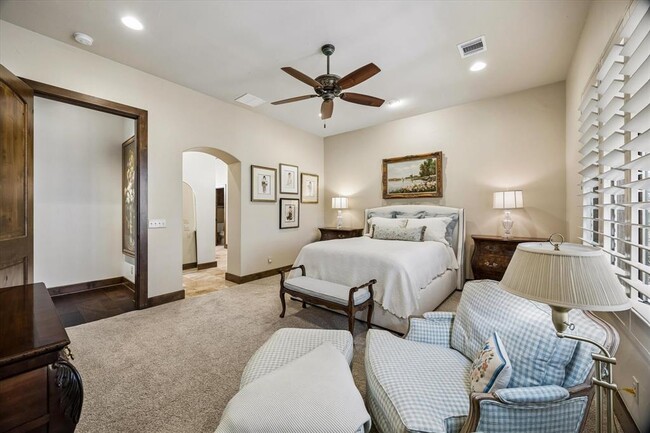 Building Photo - 4501 Spanish Oaks Club Blvd