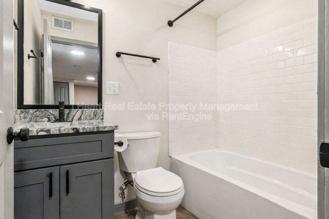 Building Photo - 2085 W Broad St