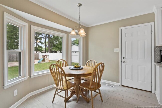 Building Photo - 2142 Baywater Dr