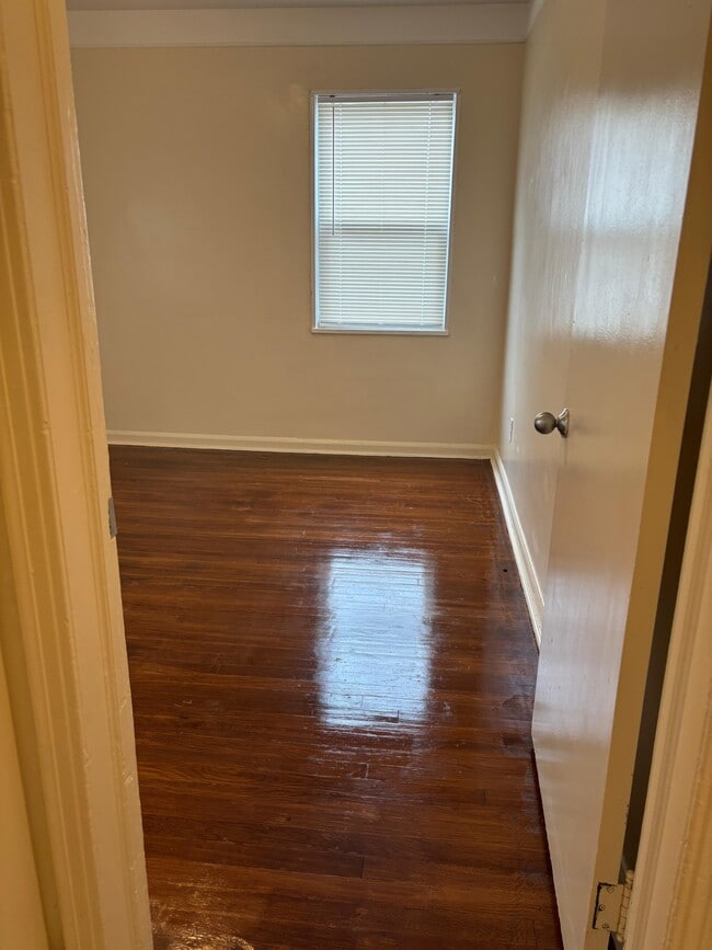 Building Photo - 19449 W Chicago