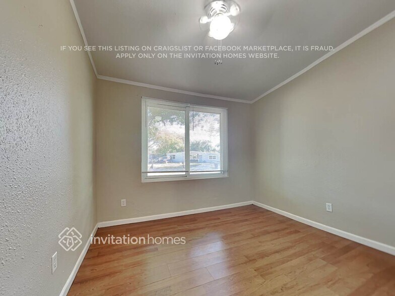 Building Photo - 1125 Dogwood Ave