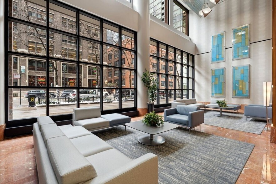 Building Photo - 211 E Ohio St