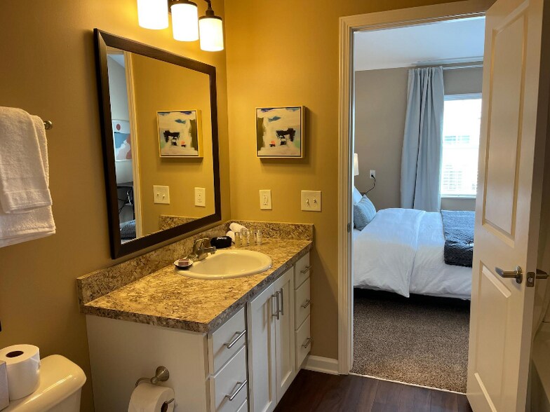 Building Photo - 5322 Batten St