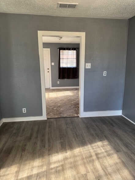 Building Photo - 2001 N Grand Ave