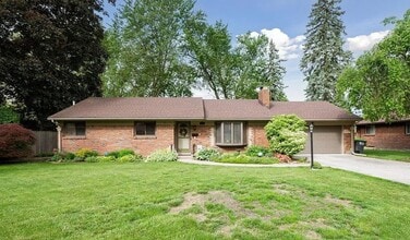 Building Photo - 2340 Green Valley Dr