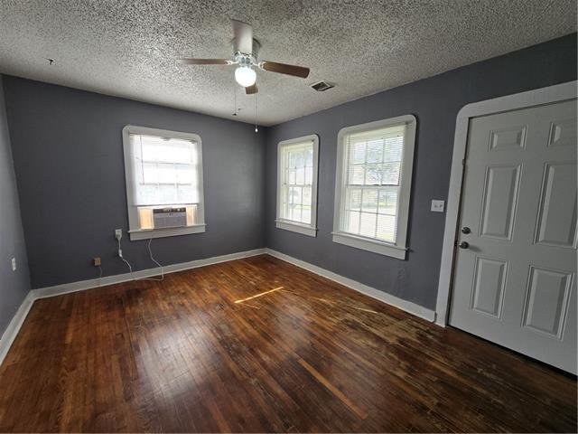 Building Photo - 137 Dufrene Ln