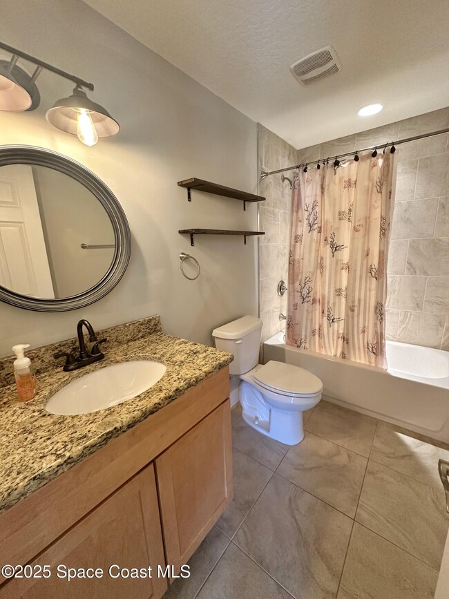 Building Photo - 2130 Garnet Ct