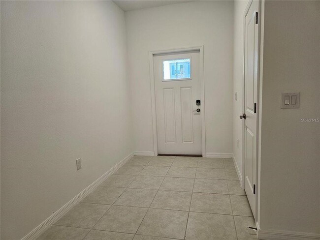 Building Photo - 8309 Crescent Oaks Dr