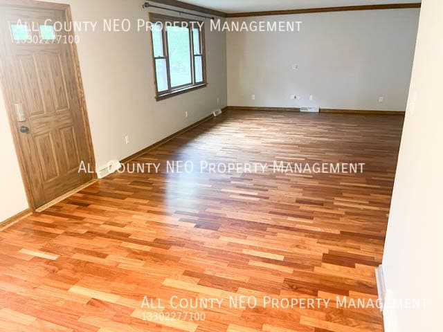 Building Photo - 7068 Clingan Rd
