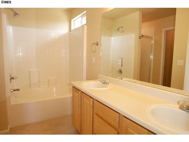 Building Photo - North Fort Collins Living with Space, Style, and Convenience