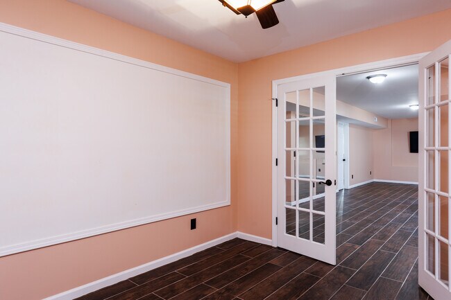 Building Photo - 206 Maumee Ct