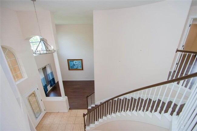 Building Photo - 4646 Pointe O Woods Dr