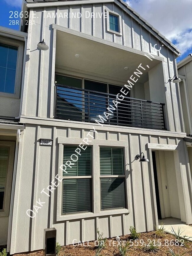 Building Photo - 2863 E Tamarind Dr